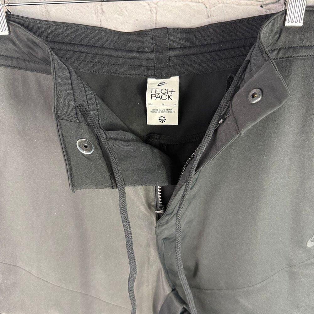 Nike Tech Pack Reflective Unlined Cargo Pants Size 34 Black Gray K - Picture 9 of 11